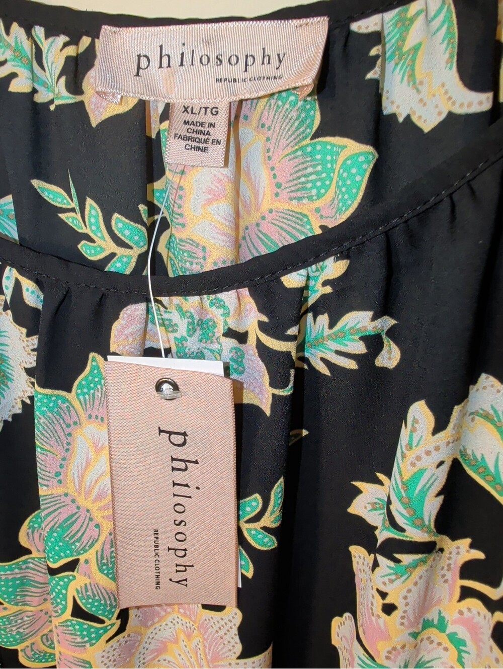 Philosophy Republic Blouse Top Womens XL Black Pink Floral Romantic Coquette New - Picture 2 of 9